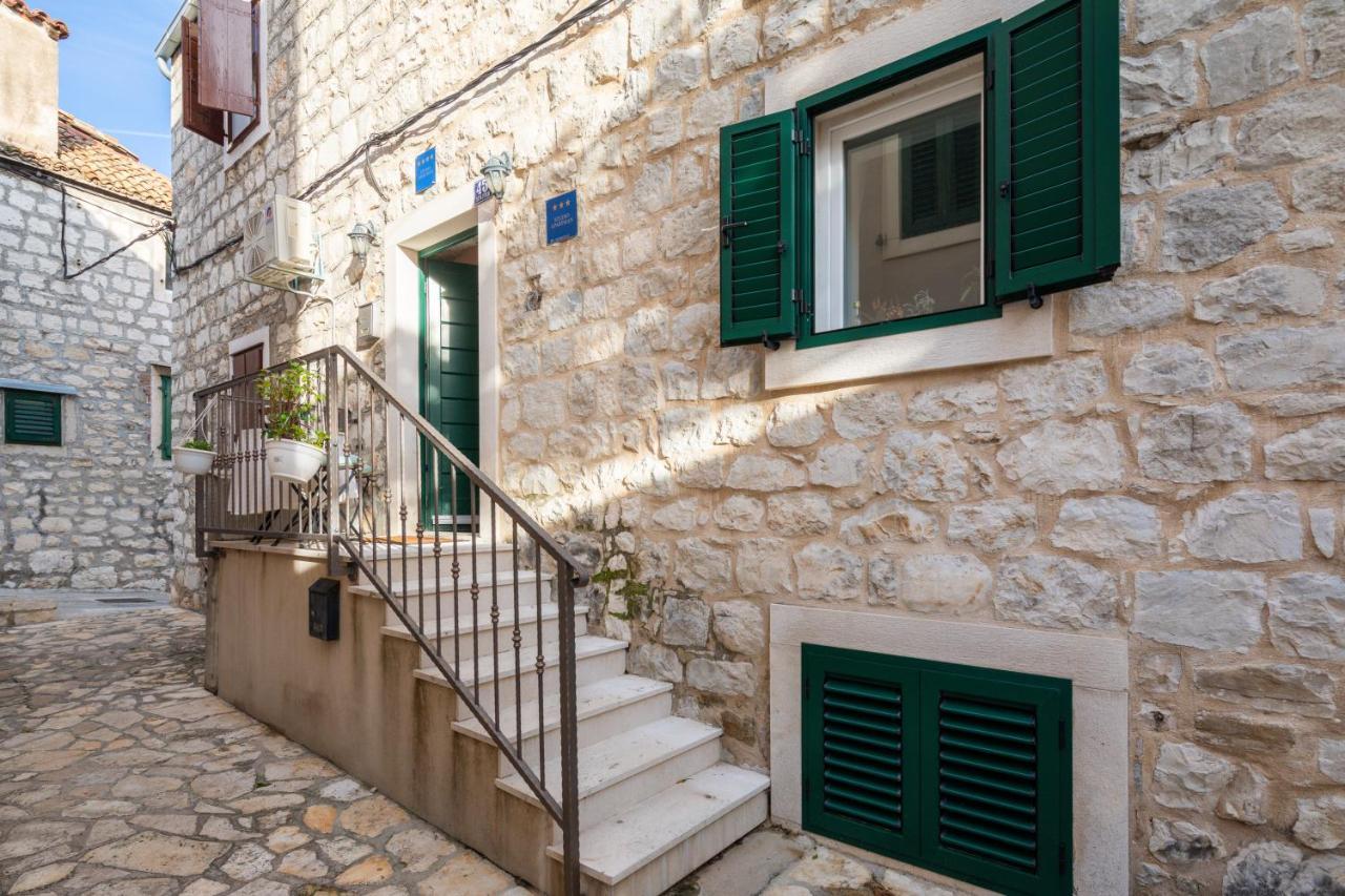 Apartman Royal Varos *